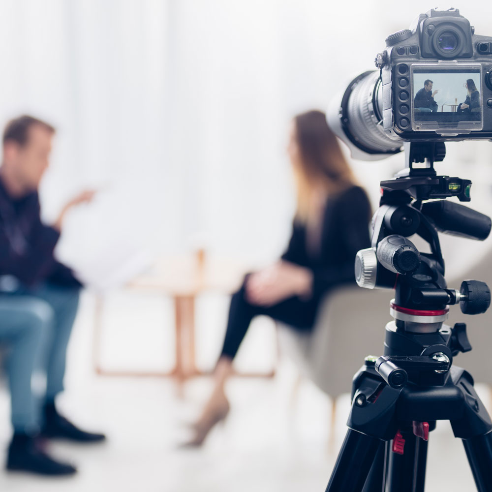 soc-webinar-video-presenter webinar, video presenter, video selling training, presentation training, elli schamberg
